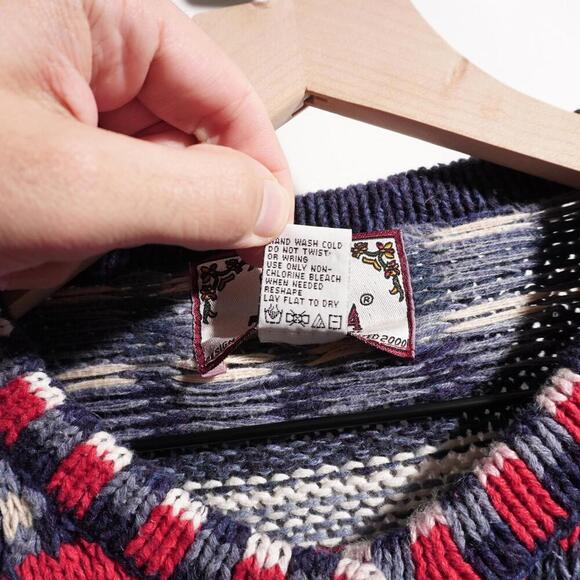 VTG Tiara Intl Ugly Christmas Sweater Cardigan Patchwork Nordic AOP Womens XL * - Picture 11 of 11